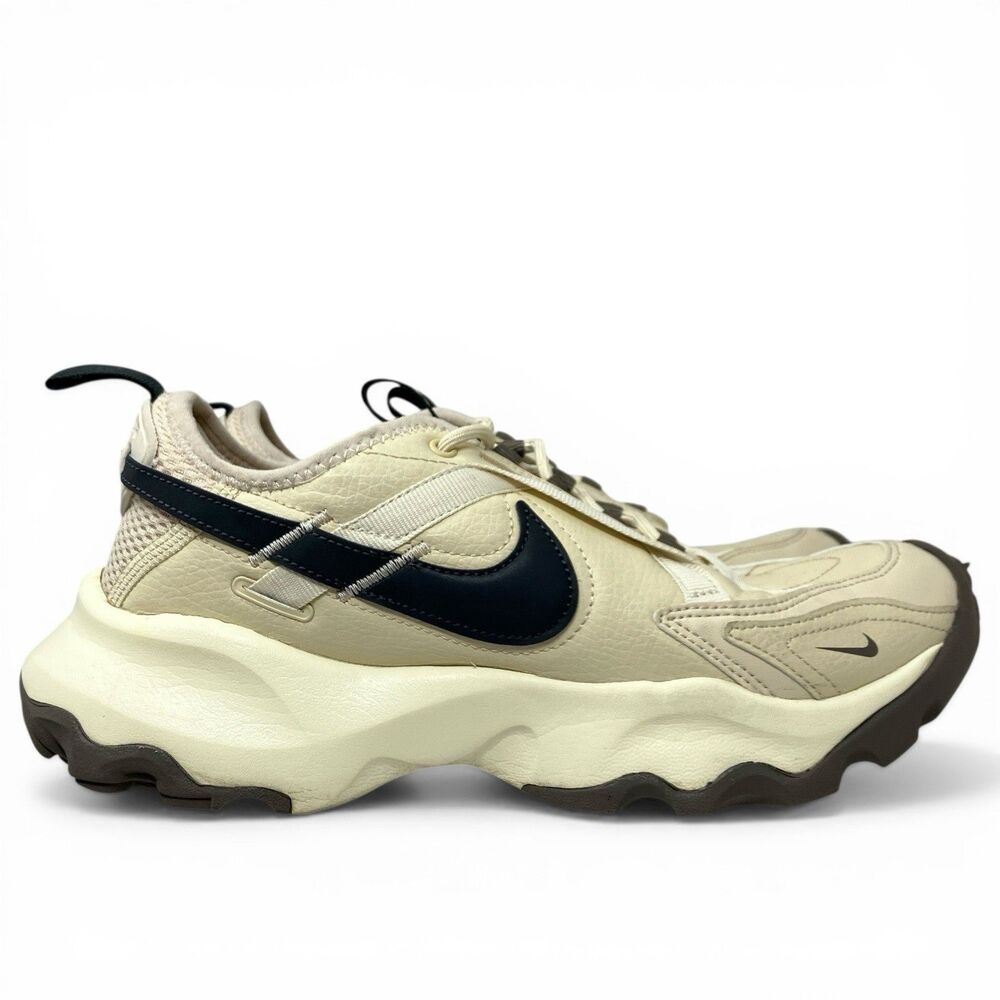 Nike Sneakers Womens 7.5 Beige Chunky TC 7900 Beach Streetwear Black‎ DD9682-200